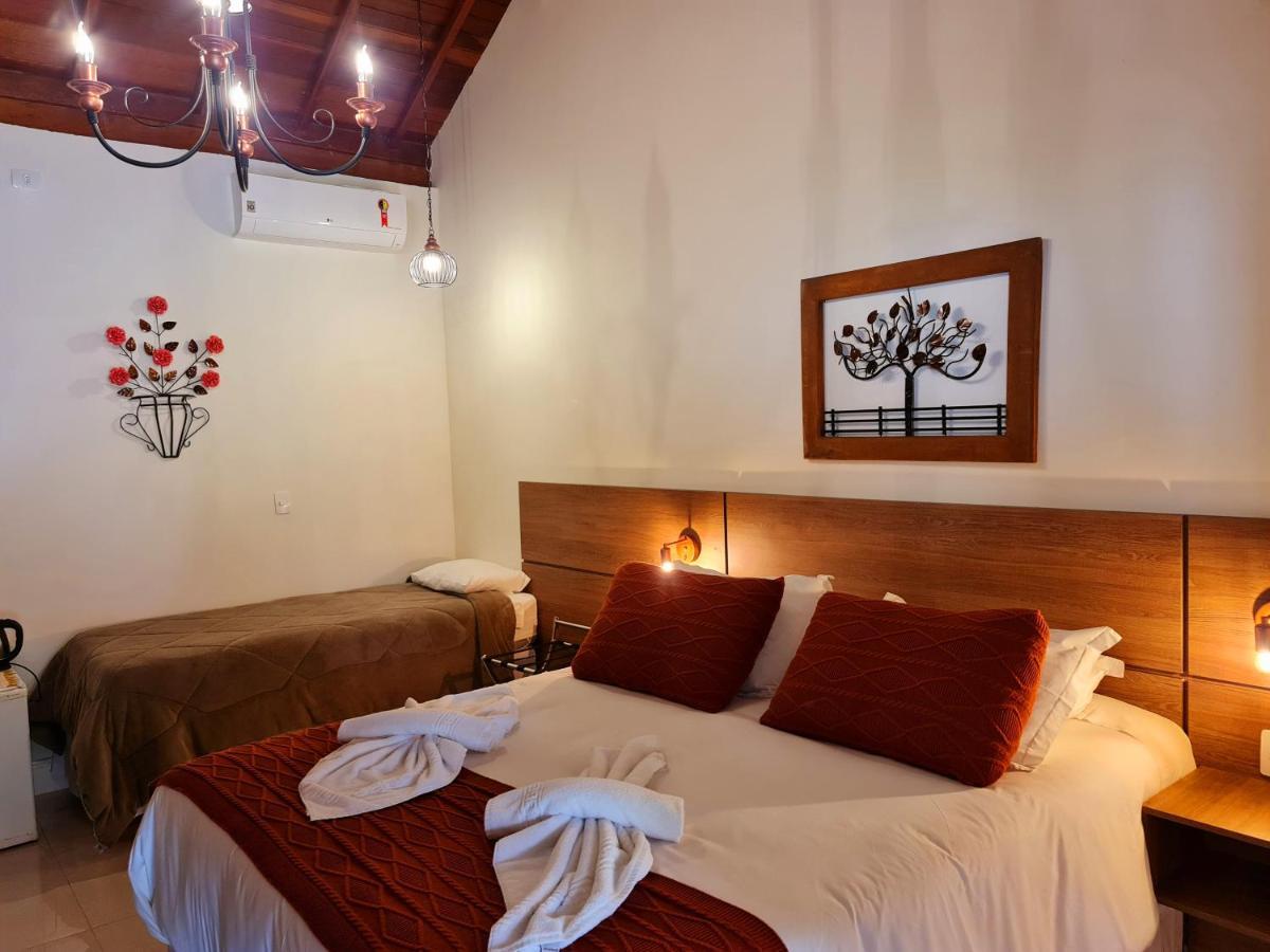 Pousada Valle Das Flores Monte Verde Монте Верде Екстериор снимка