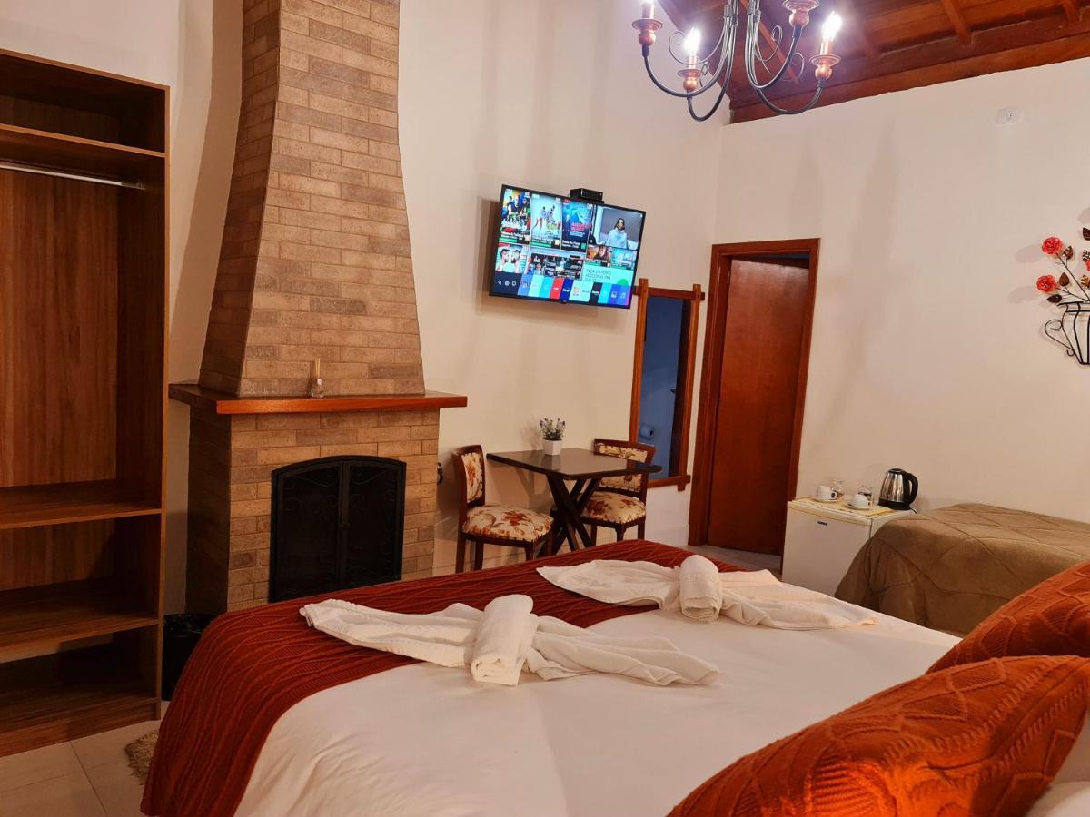 Pousada Valle Das Flores Monte Verde Монте Верде Екстериор снимка