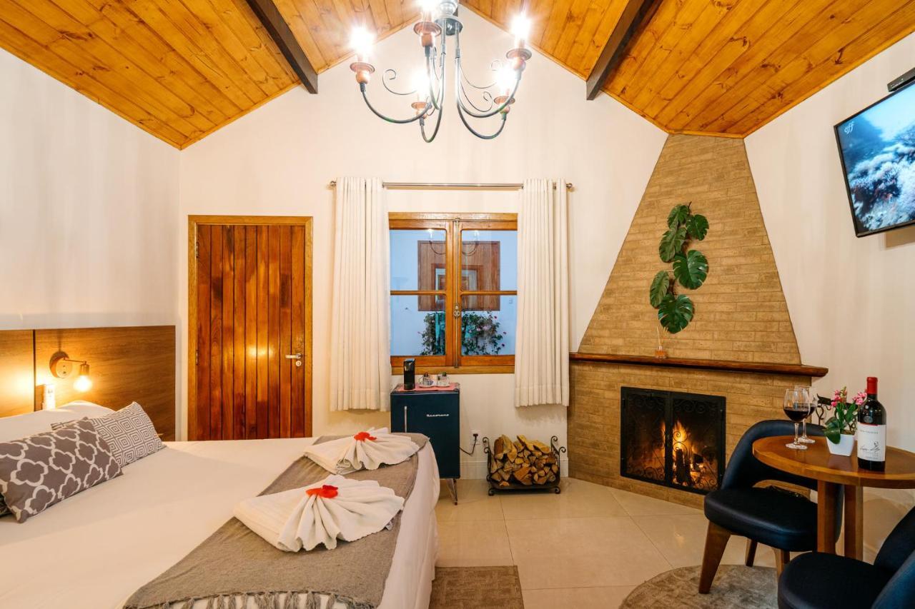 Pousada Valle Das Flores Monte Verde Монте Верде Екстериор снимка