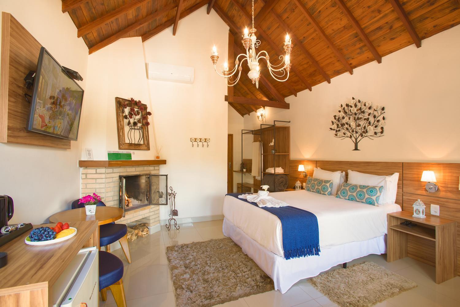 Pousada Valle Das Flores Monte Verde Монте Верде Екстериор снимка
